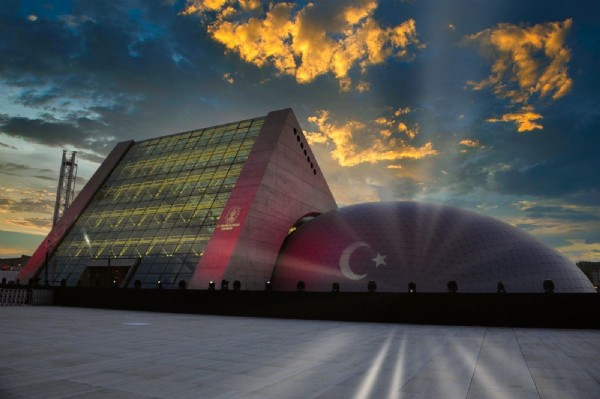 BAKAN ERSOY CSO ADA ANKARA’NIN YENİ SEZON PROGRAMINI DUYURDU